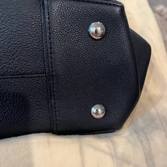 Louis Vuitton Black Leather LOCKIT PM Bag Brand New Stunning Callout Zipper Pull - Picture 5 of 16